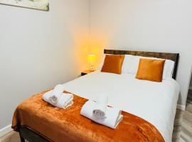 Ashton-U-Lyne Private Ensuite room near Station，位于斯塔利桥的酒店