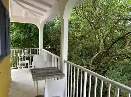 Appartement charmant à Le Gosier avec vue sur la mer, 110 m²