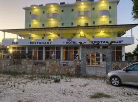 Bar Hotel Kristaq Daja，位于迪夫亚卡的酒店