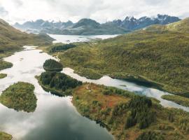 Your very own peninsula - Villa Solheim Lofoten，位于Digermulen的酒店