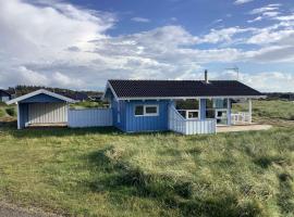 Summer Cottage With Sea View，位于伦斯楚普的酒店