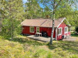 2 Bedroom Stunning Home In Gräddö，位于Gräddö的酒店