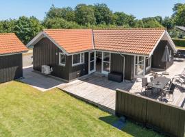 Amazing Home In Haderslev With Sauna，位于哈泽斯莱乌的酒店