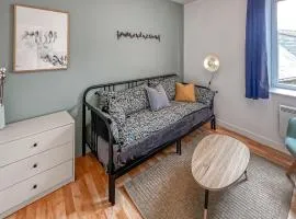 Stunning Apartment In Saint-Renan