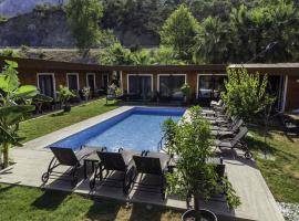 Terra Garden Hotel，位于凯麦尔的酒店