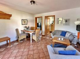 FeWo Fehmarn Mecklenburg Pool Alte Schule Barlin，位于Dargun的酒店