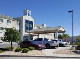 Studio 6 Las Cruces, NM Telshor，位于拉斯克鲁塞斯的酒店