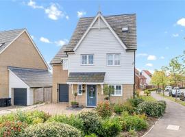 4 Bedroom house in Bishops Stortford，位于彼索普斯托福的酒店