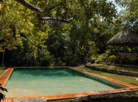 El Prado- Casa Maya y Casa Rancho-10 personas，位于Hoctún的酒店