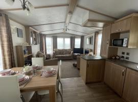 Letham Feus Caravan Park leven Fife Scotland，位于利文-法夫的酒店