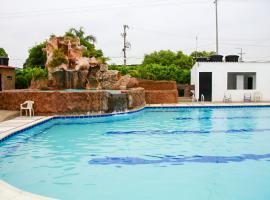 casa 3 pisos piscina flandes，位于弗兰德斯的酒店