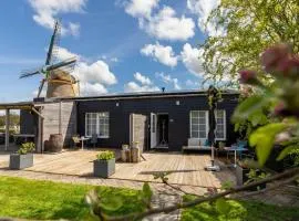 Luxury Holiday Home in Zoutelande with Private Terrace