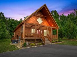 Mountain Time Lodge，位于加特林堡的木屋