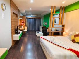 Eastpana Hotel 304 Prachinburi，位于Si Maha Phot的酒店