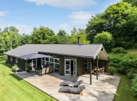 Awesome Home In Ry With Wifi