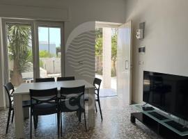 Villa Martina - Spiaggia a 190m By Cala Salento，位于托雷拉皮罗的酒店