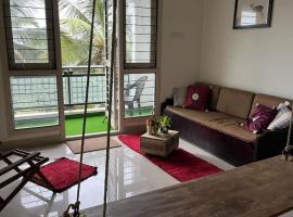 Ramaniyam Suites at SIPCOT a Luxury 2 bed apartment，位于Siruseri的酒店