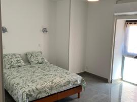 Hôtel a Agde la Galiote，位于阿格德的酒店