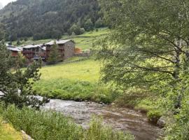 PORT DRET - Peu del Riu 202 - Vall d'Incles - Soldeu，位于因克勒斯的酒店