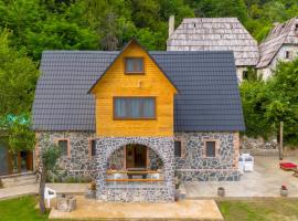 villa prelatheth，位于泰斯的住宿加早餐旅馆