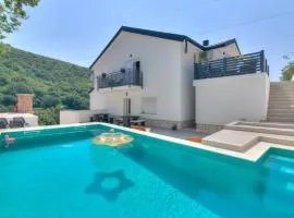 Apartmani Maka