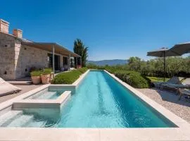 Villa Poimon