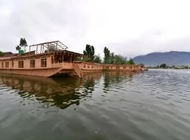 Inshallah Houseboats