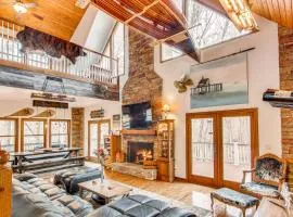 Beautiful Riverfront Lake Lure Lodge on 13 Acres