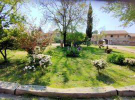Podere Ronchetto Agriturismo，位于米兰的酒店