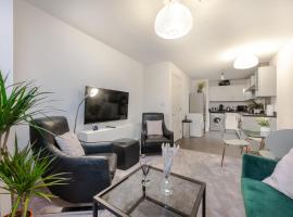 Stylish Apartment by Chelsea-Victoria-Pimlico，位于伦敦的酒店