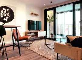 Luxe London Pad with Free Parking