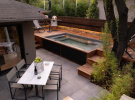 Sylvia Camping & Luxury Suites, Panel Hospitality Homes & Villas，位于里托楚伦的酒店