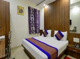 Homely stay Hotel In Main Market