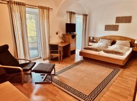 Bauer Wirts Zwei-Zimmer-Wohnung，位于基尔夏姆的酒店