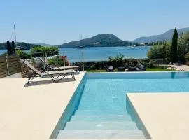 The Beach Villa, Perigiali - LUXURY BEACHFRONT