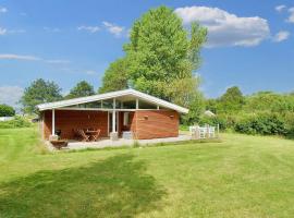 Holiday home Sjællands Odde VIII，位于Tjørneholm的酒店