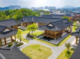 Hanok Stay Namwonyechon,位于南原市的酒店
