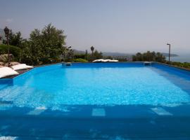 Villa Treglia b&b，位于福尔米亚的酒店