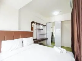 Comfort 1BR at Vida View Makassar Apartment By Travelio