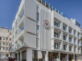 Ethereal White Resort Hotel & Spa - Adults Only，位于海若克利欧伊拉克利翁国际机场 - HER附近的酒店
