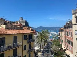 Bussola In Holidays - Lerici