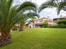 Summer Sea Villa Athina - Fourka Beach Halkidiki，位于斯卡拉福卡斯的酒店