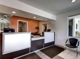 Econo Lodge Midvale