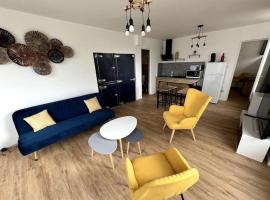 Appartement avec belle vue，位于Ouzouer-sur-Trézée的酒店