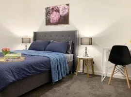 Wifi, 2 Air-cons, Campbelltown Courtyard West