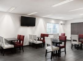 奥本/西雅图红狮酒店及套房，位于奥本的酒店