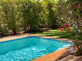 Luxueuse villa Proche Agadir et Taroudant pour 6 pers Piscine Privée sans vis à vis，位于阿加迪尔的酒店