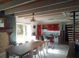 Wellness chez Léon，位于Saint-Martin-en-Gâtinois的酒店