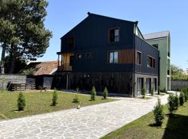 Arevaham Boutique Hotel，位于斯捷潘纳万的酒店
