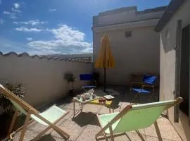 Appartement chaleureux-Terrasses rooftop-Rafraîchisseur-Parking-wifi